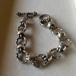 Elegant Silver Chain Bracelet